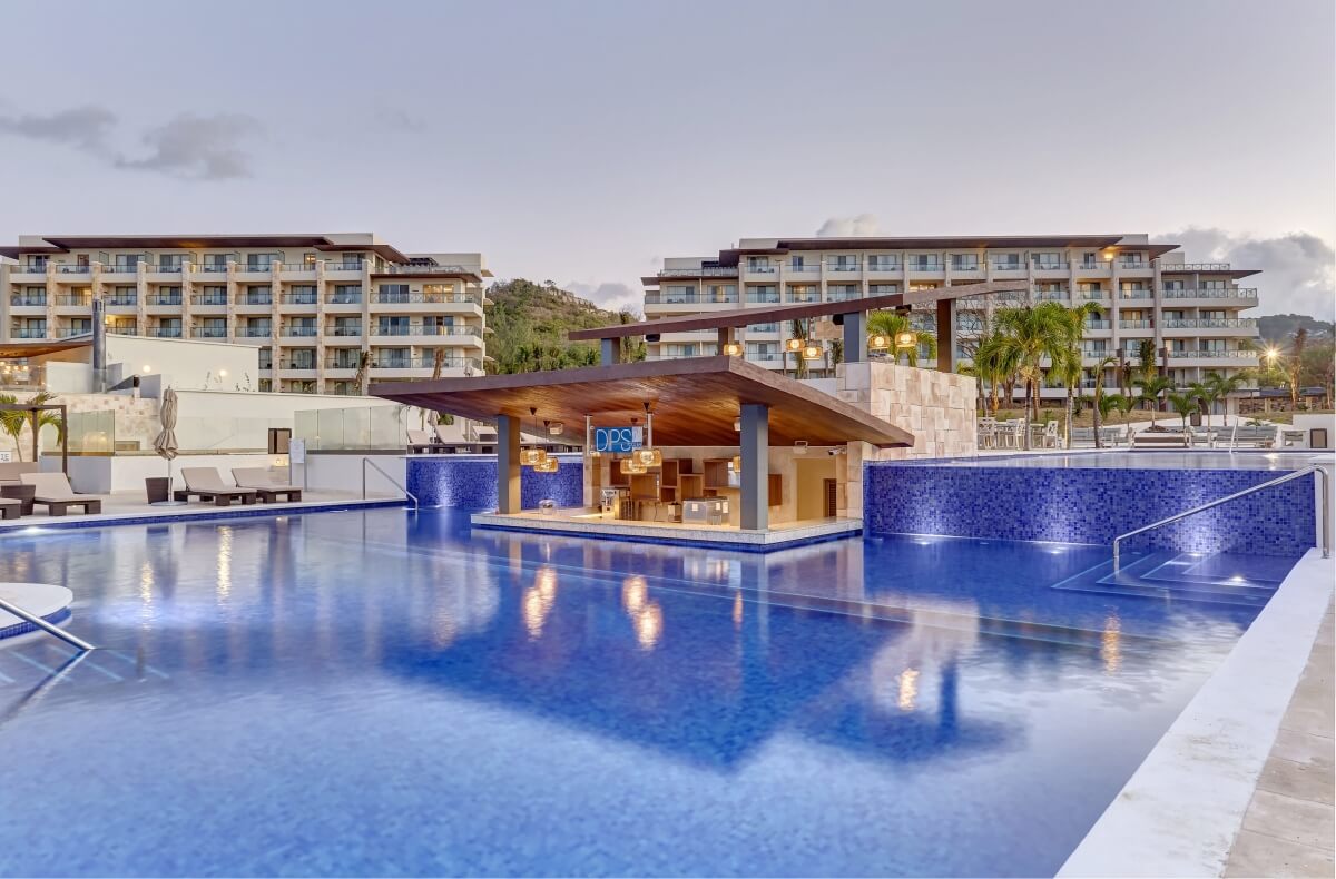 dips swim up bar and pool at royalton st lucia