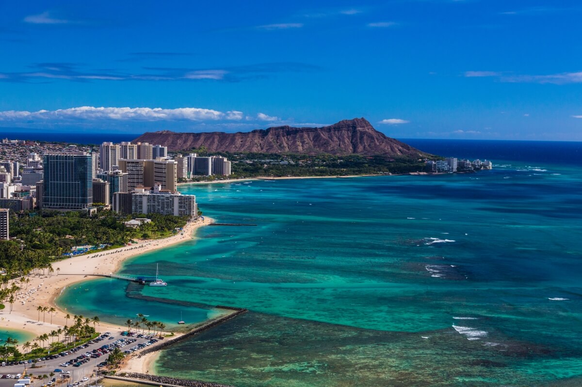 view of the diamond head mountain hike day trip from maui to oahu