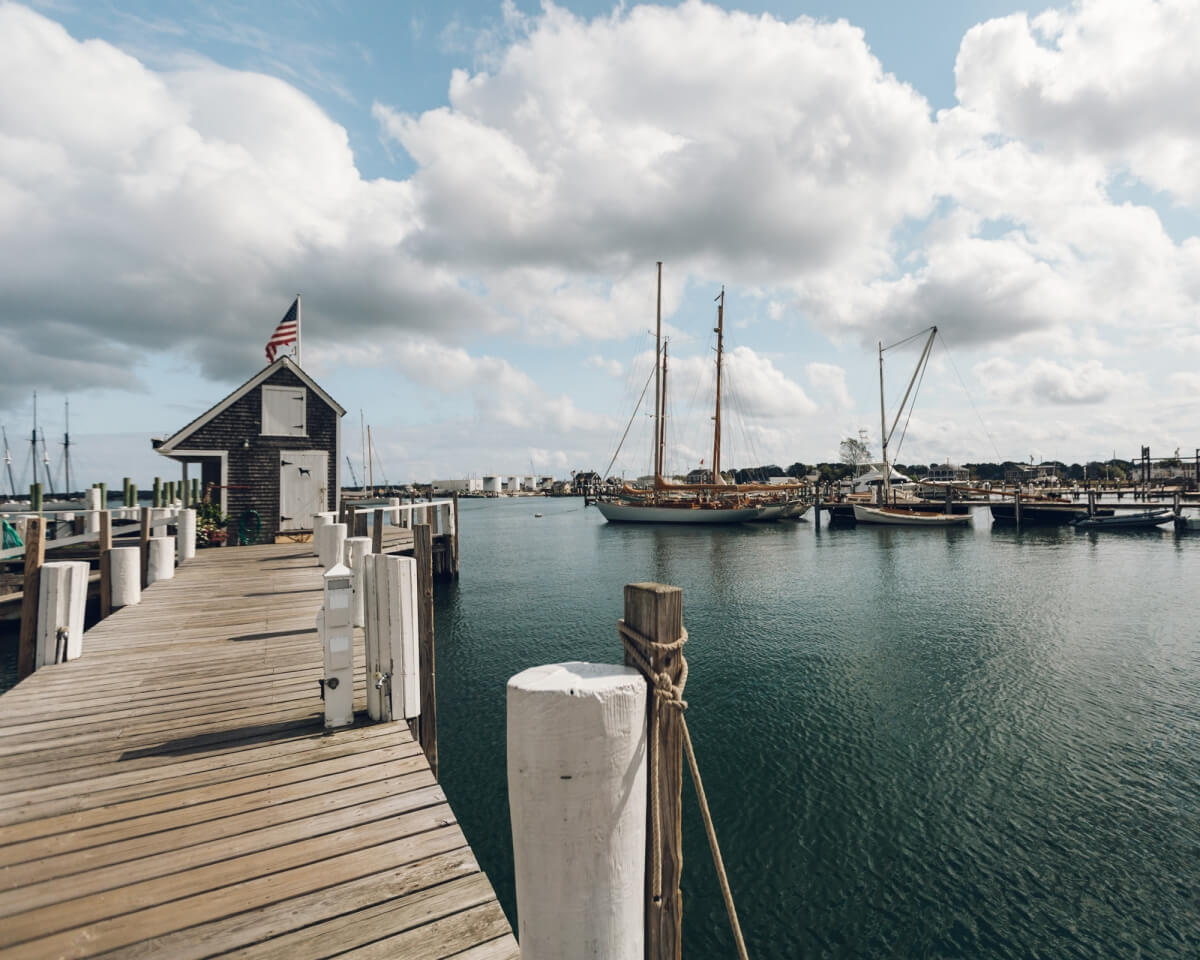 marina outside of black dog tavern in vineyard haven martha's vineyard